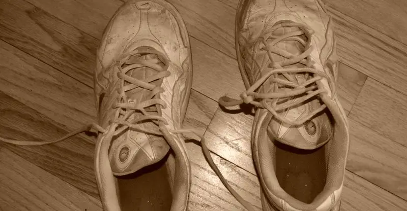 How You Should Clean and Take Care of Volleyball Shoes