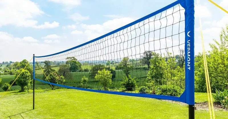 Best Volleyball Nets – Outdoor, Backyard, Pool, Beach, Portable