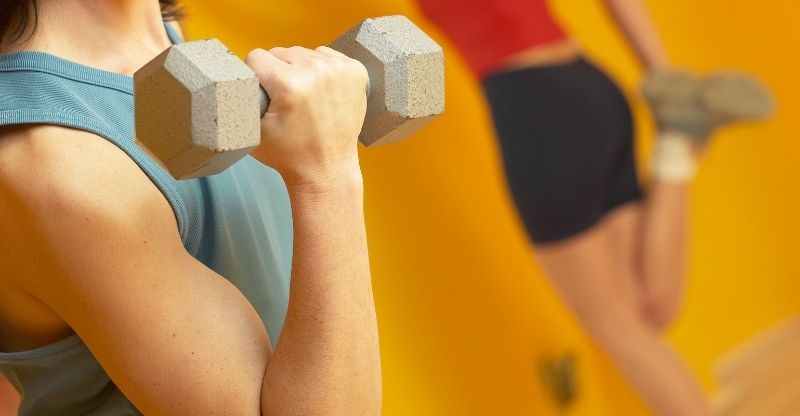 When should volleyball players lift weights?